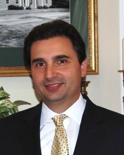 Vincent C DeLuca