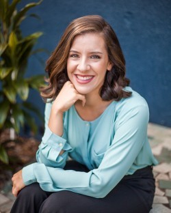 Stephanie Favilli Bodolay